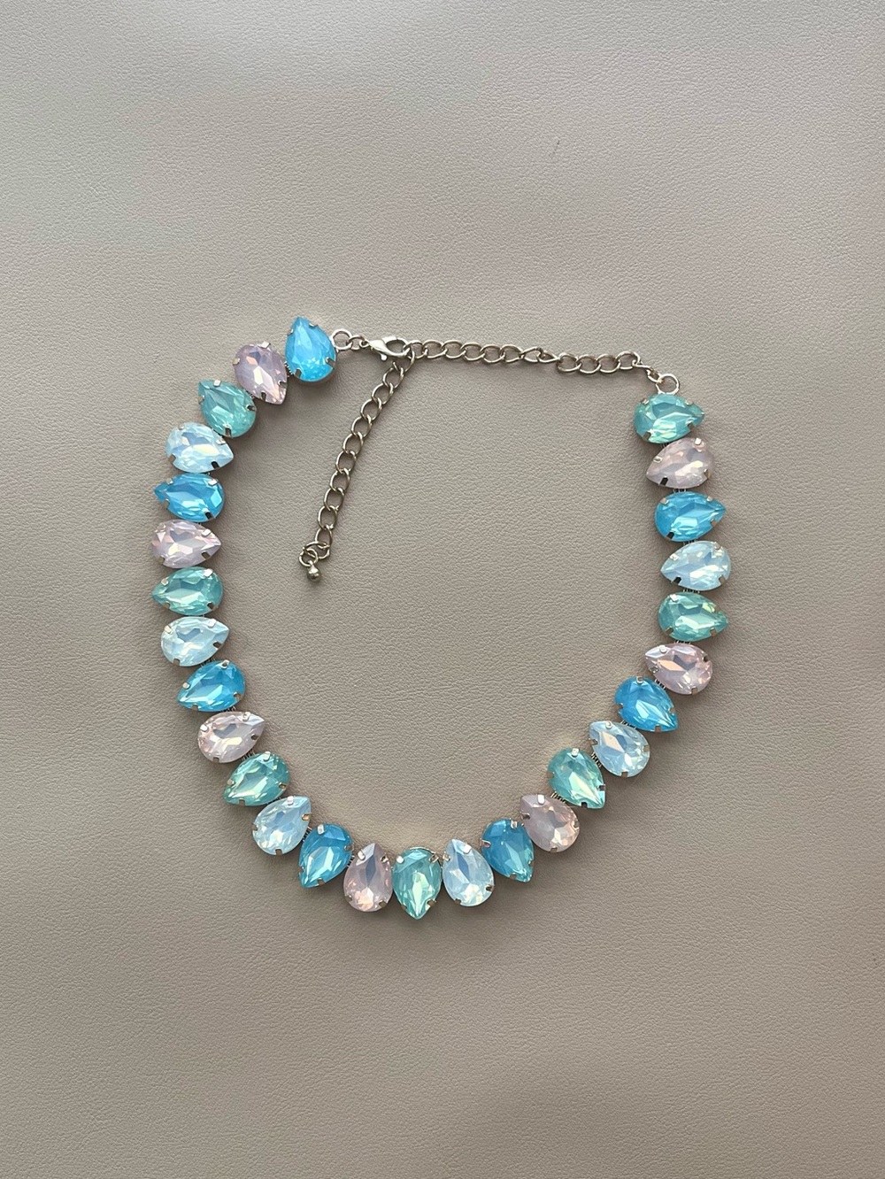 Pastel Teardrop Choker Necklace NWOT